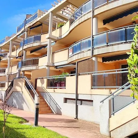 Jacaranda By Costa デニア