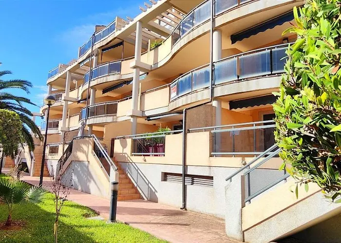 Jacaranda By Costa デニア