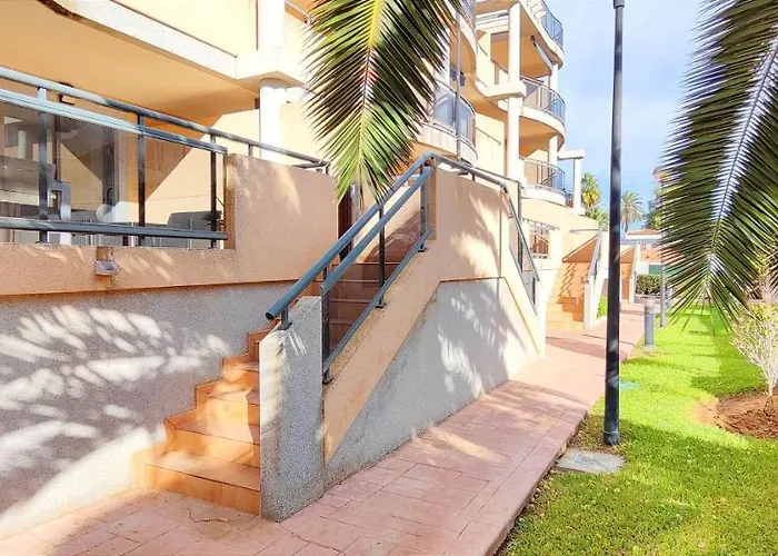 Jacaranda By Costa デニア